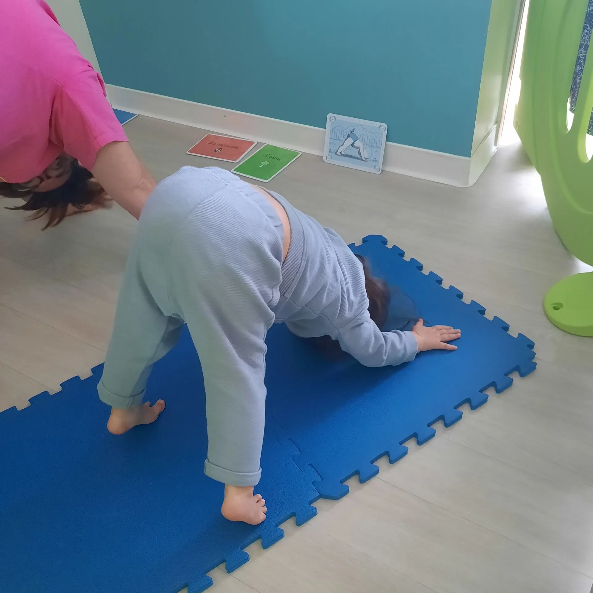 Un instant dans la crèche