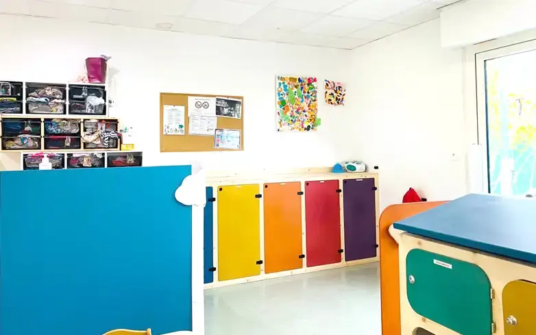 Espace de rangement et de change de la micro-crèche Luna Banana