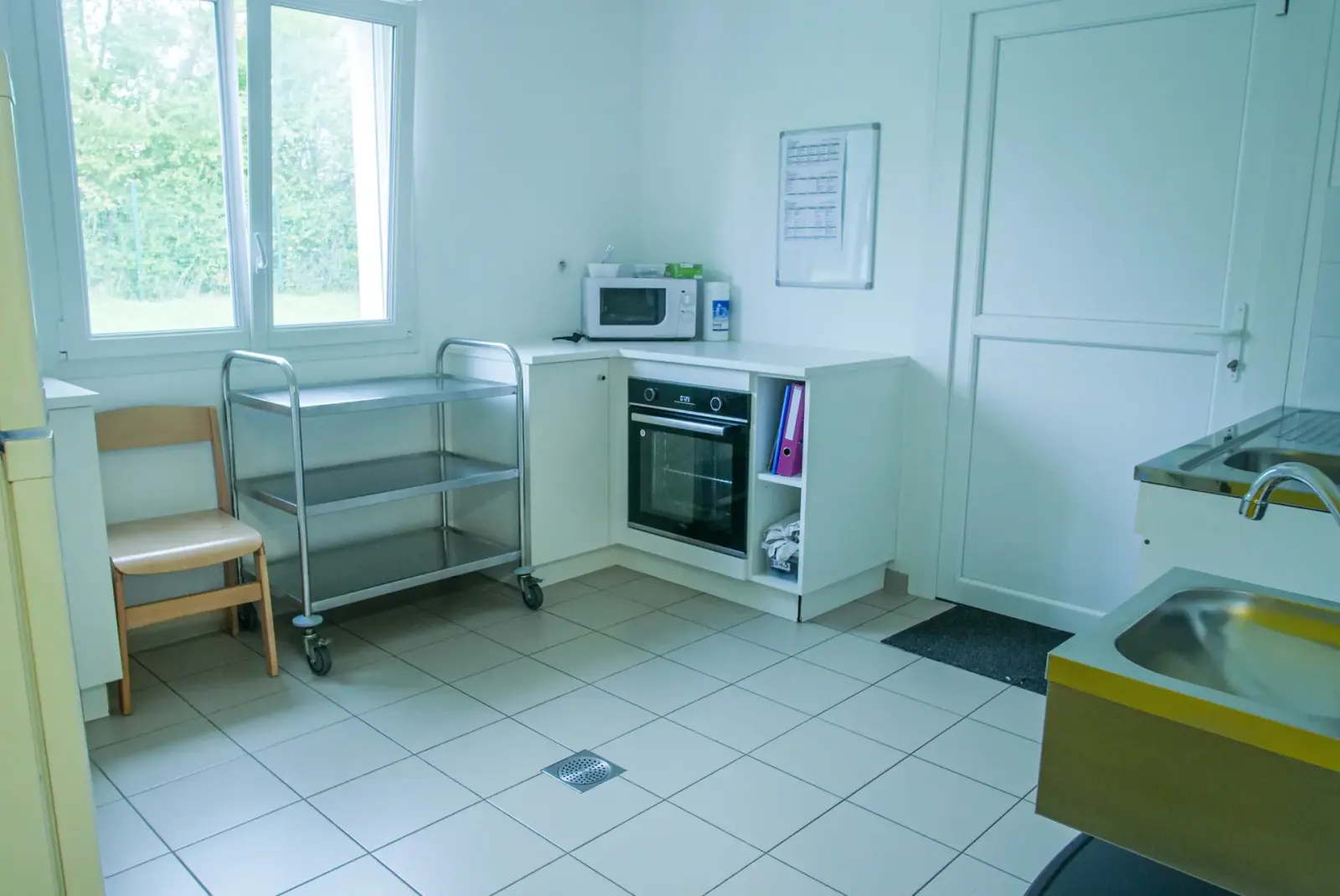 Office biberonnerie de la micro-crèche Arc-en-Ciel à Surgères