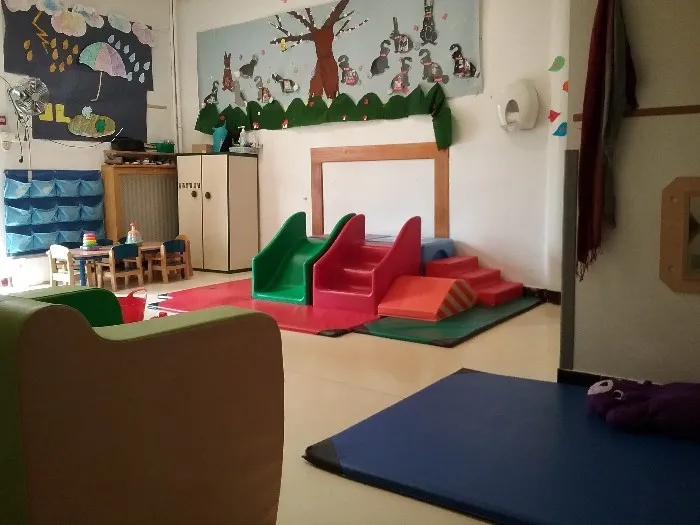 Salle de jeux et de motricité à la crèche Pirouette, Aix-en-Provence