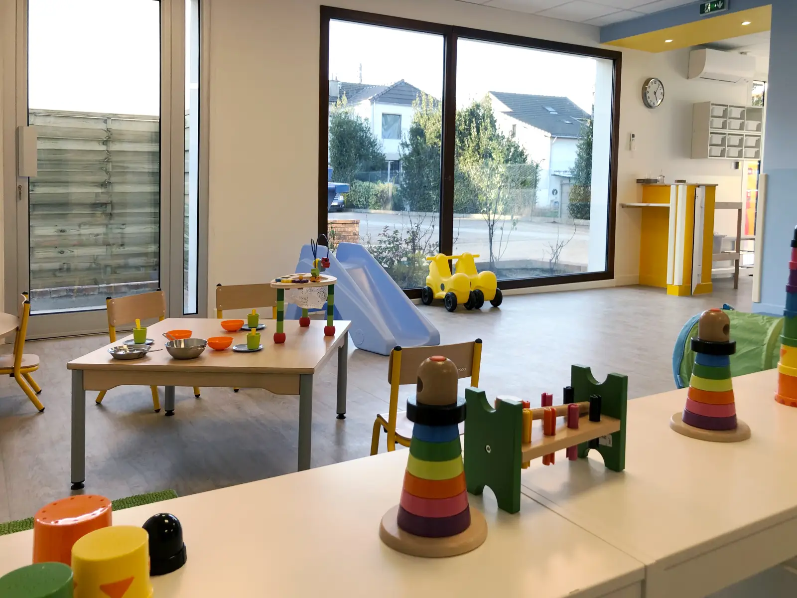 Coin dînette et repas de la micro-crèche Bébé Trésors à Argenteuil