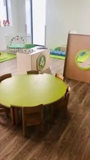 Salle de vie et de jeux de la micro-crèche Baby's Home à Hangenbieten