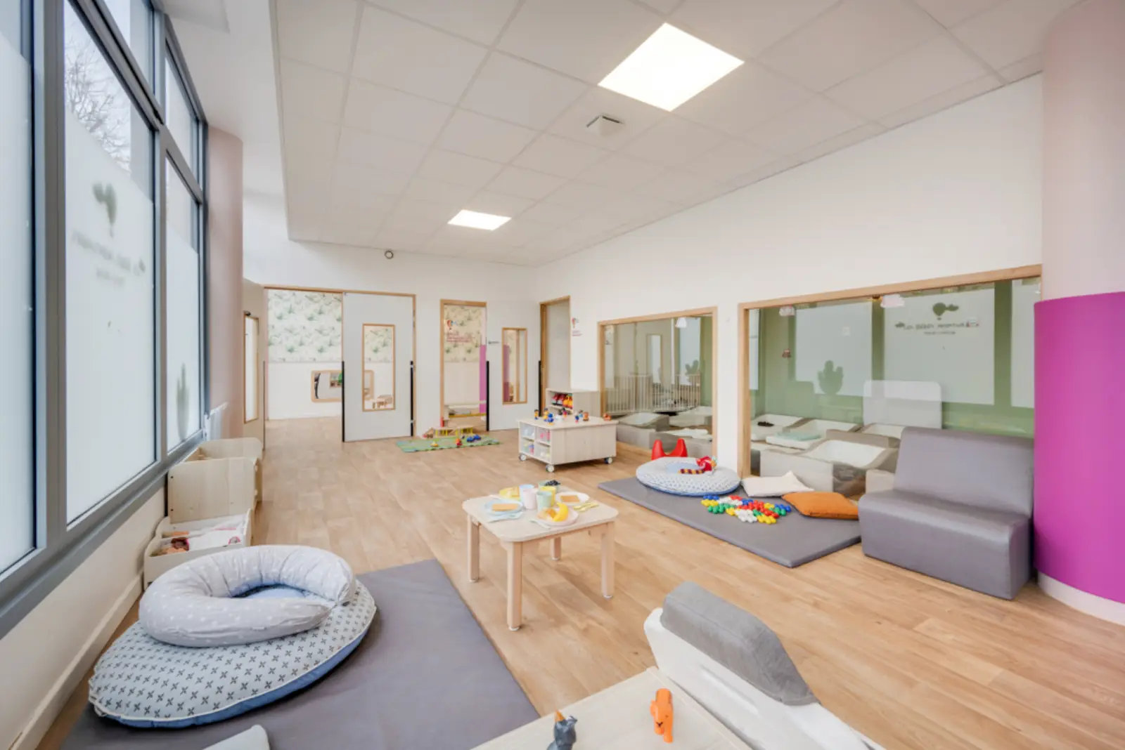 Espace de jeux et de repos de la micro-crèche Les Aventuriers de Rueil-Colmar
