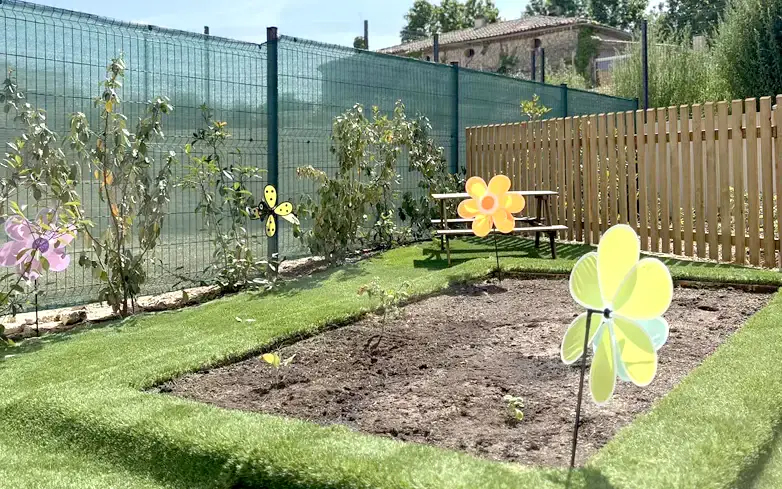 Potager de la micro-crèche Les Petits Ballons à Meyreuil