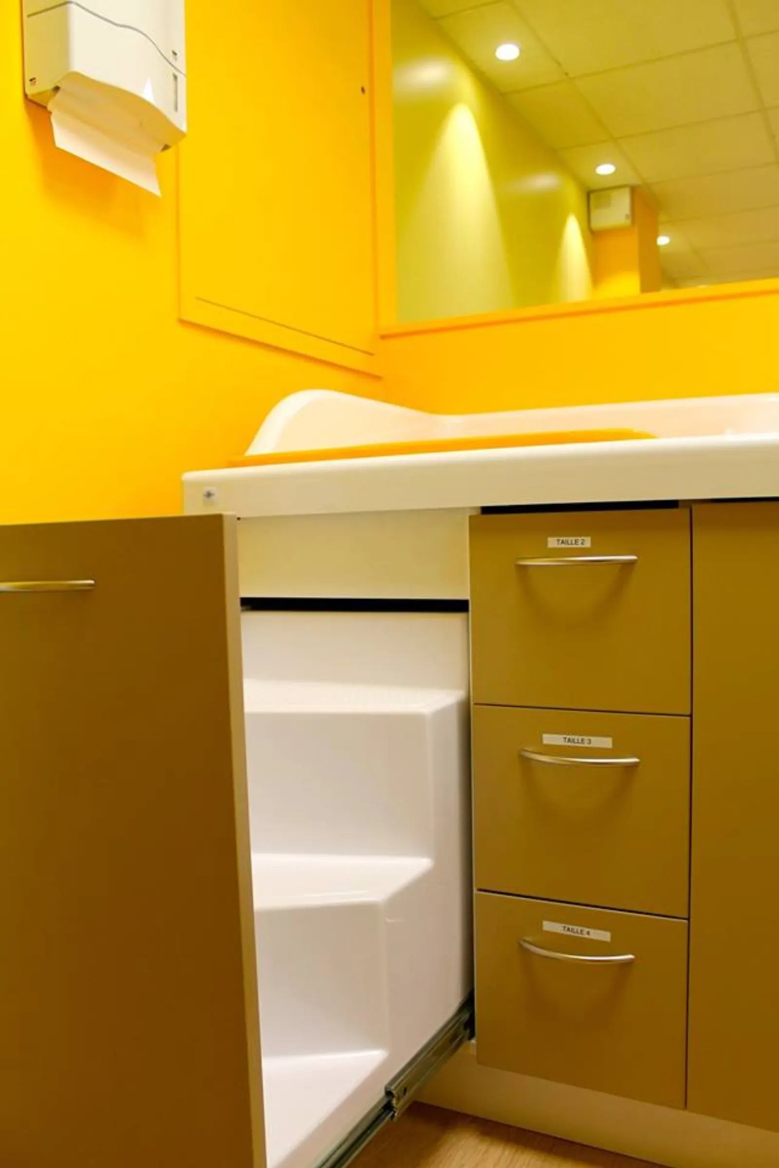 Espace de change de la micro-crèche Happy Ruche 4 Cantons à Lezennes