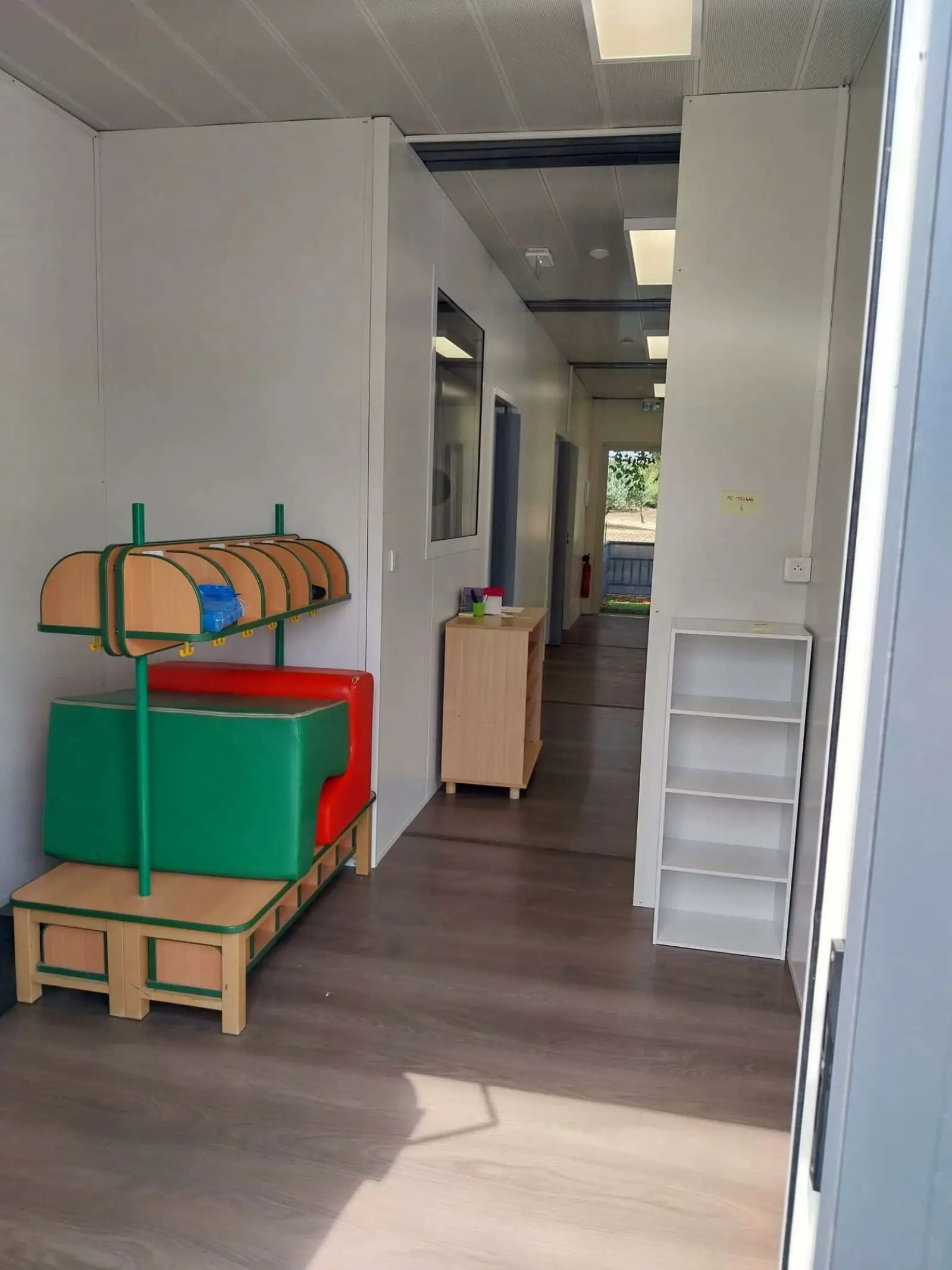 Une micro-crèche récente, au cœur de la garrigue