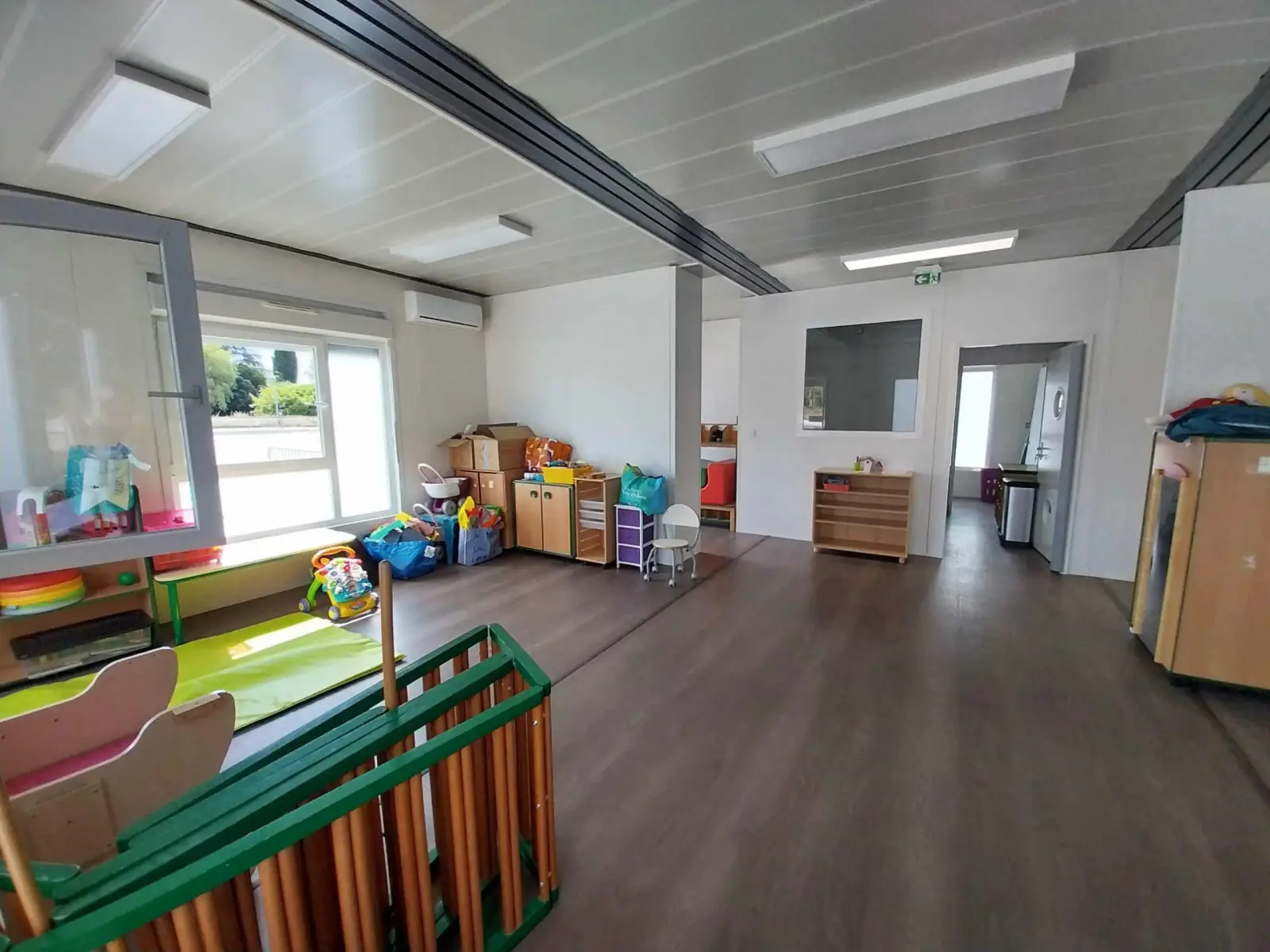 Espace de jeux et de motricité de la crèche Les Culottes Courtes à Méjannes-le-Clap