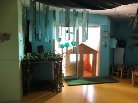 Une crèche au cœur de la garrigue, à deux pas du village