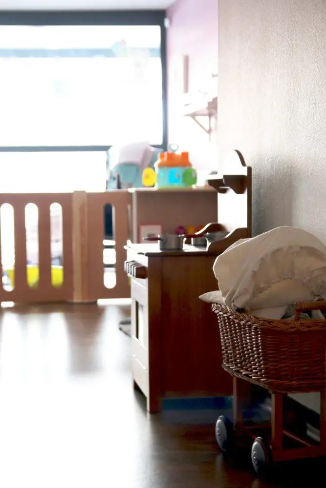 Une micro-crèche <strong>à mi-chemin</strong> entre l'assistante maternelle et la crèche collective