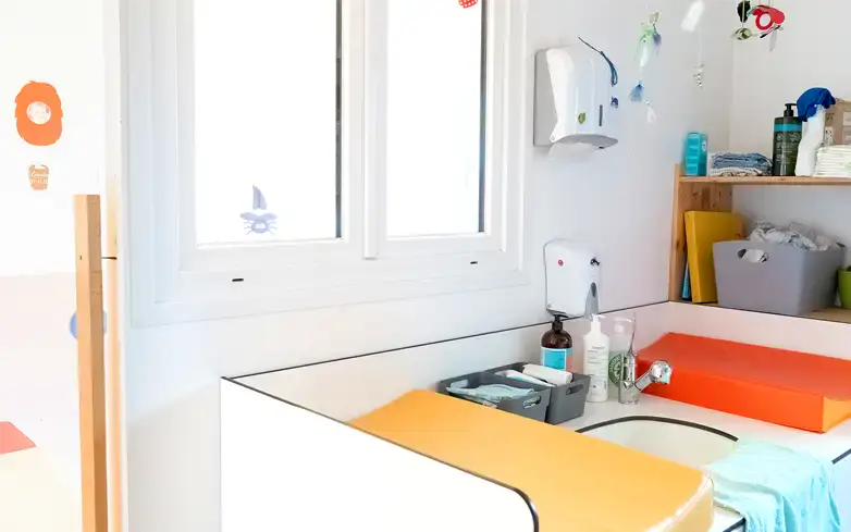 Espace de change et de soin des tout-petits à Rock'n'Ninos