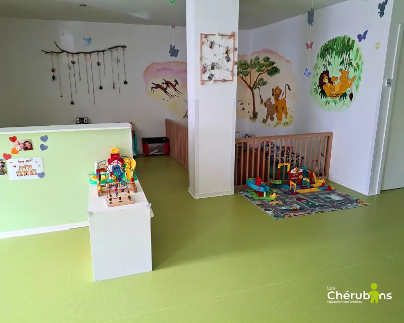 Coin lecture et décoration de la micro-crèche Les Chérubins de Drusenheim