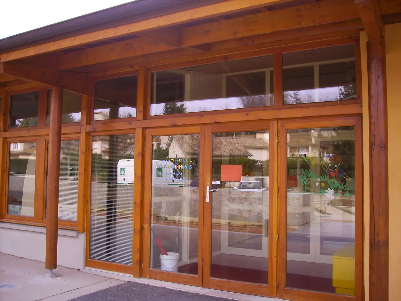 Les Fontaineminois, la crèche Acolea de Fontaines-Saint-Martin