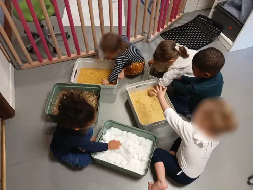 Un accueil en petits groupes, pensé pour chaque enfant