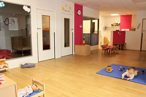 Espace de repos et de jeu de la crèche à Brétigny-sur-Orge