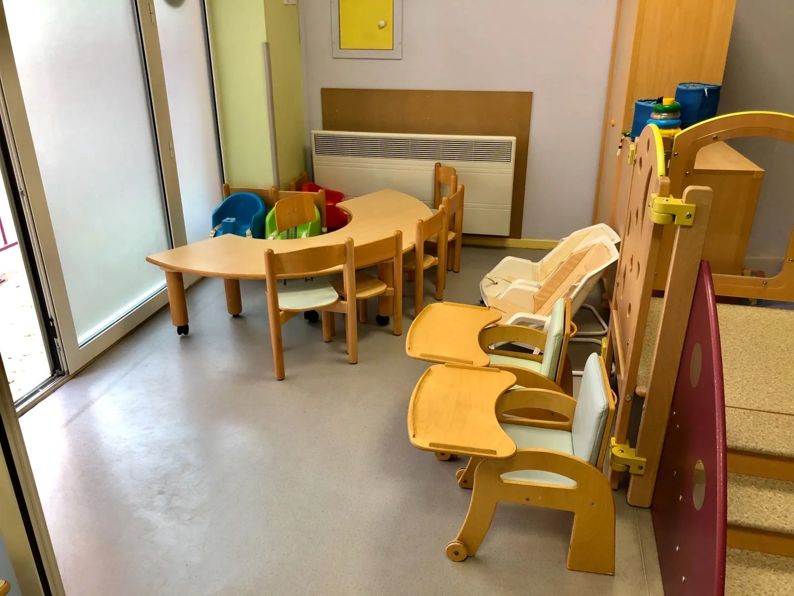 Coin repas et activités de la micro-crèche des Charmettes à Lyon 6e