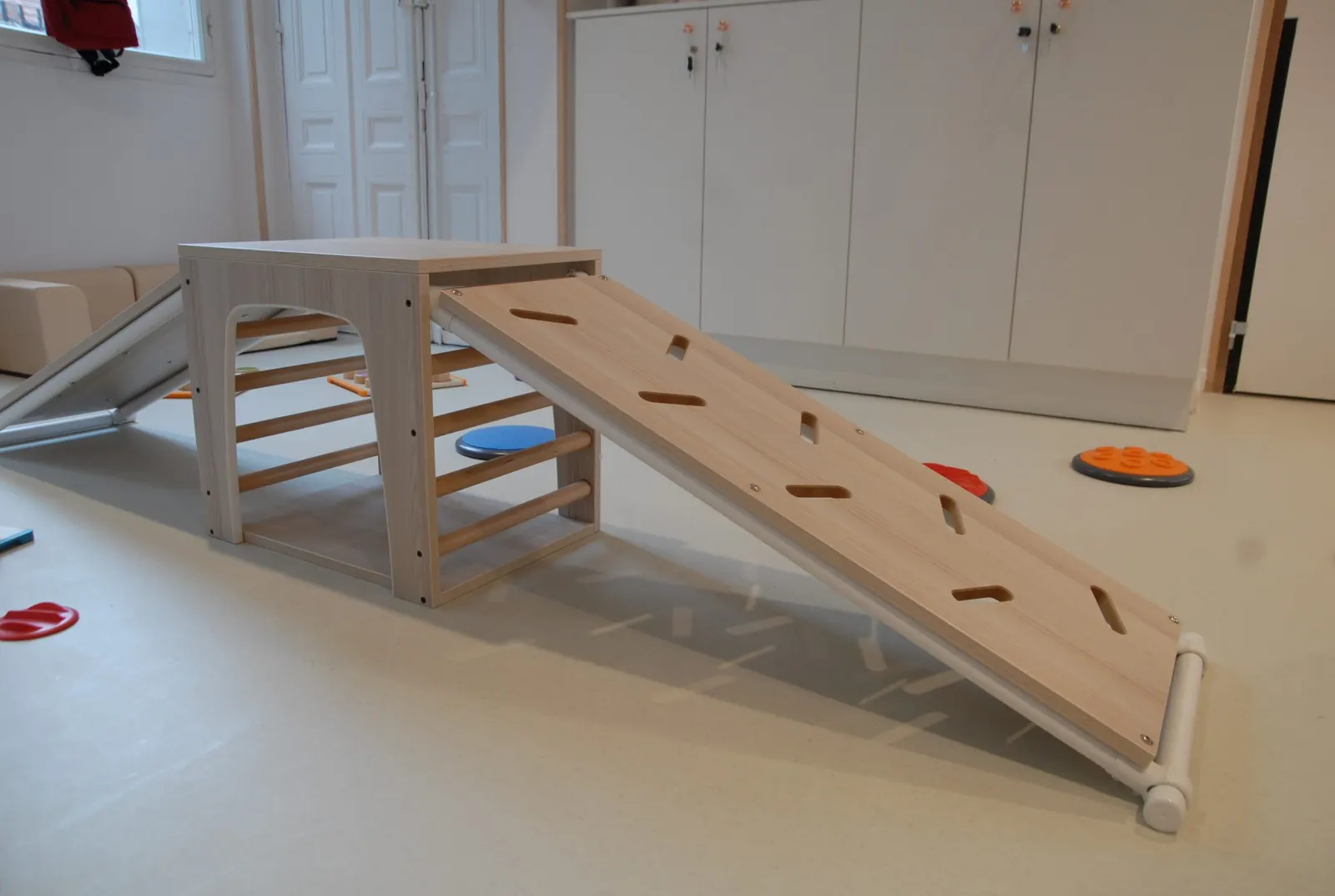 Une petite structure familiale, en bordure du canal