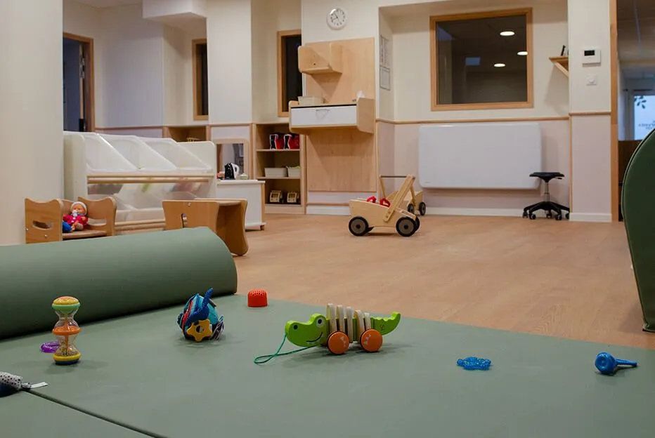 Une micro-crèche <strong>lumineuse</strong>, au cœur du quartier Voltaire