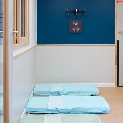 Salle de repos de la micro-crèche Frida à Bezons