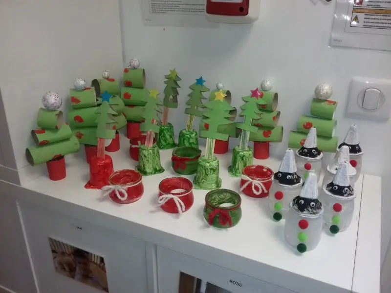 Décorations de Noël réalisées par les enfants de la micro-crèche Les Chérubins du Crès