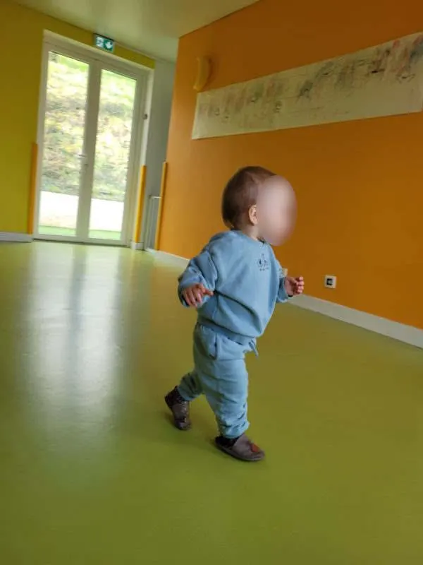 Bienvenue chez DinoCrèche, au cœur de Saint-Laurent-de-Mure