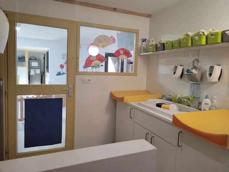 Espace de change de la micro-crèche La Maisonnée à Bouchet