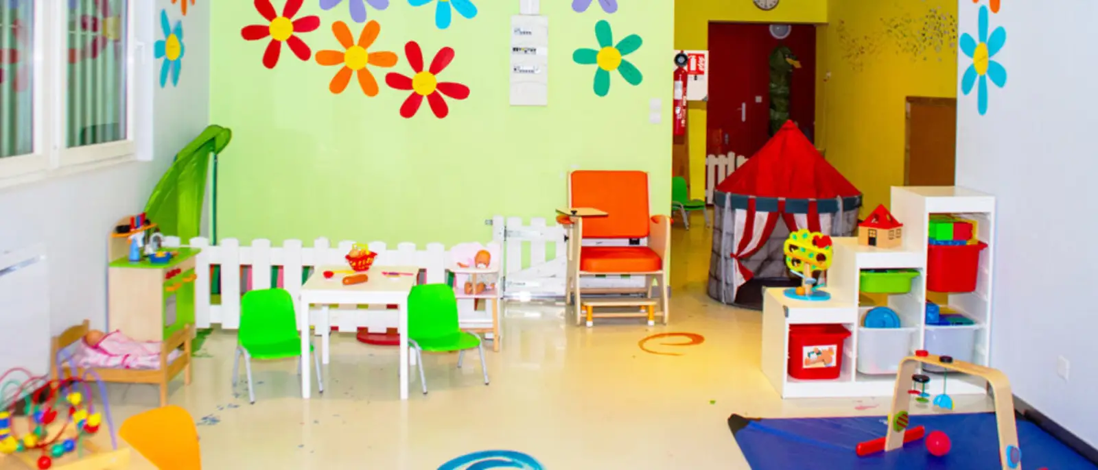 Une micro-crèche <strong>à taille humaine</strong>, pensée pour votre enfant