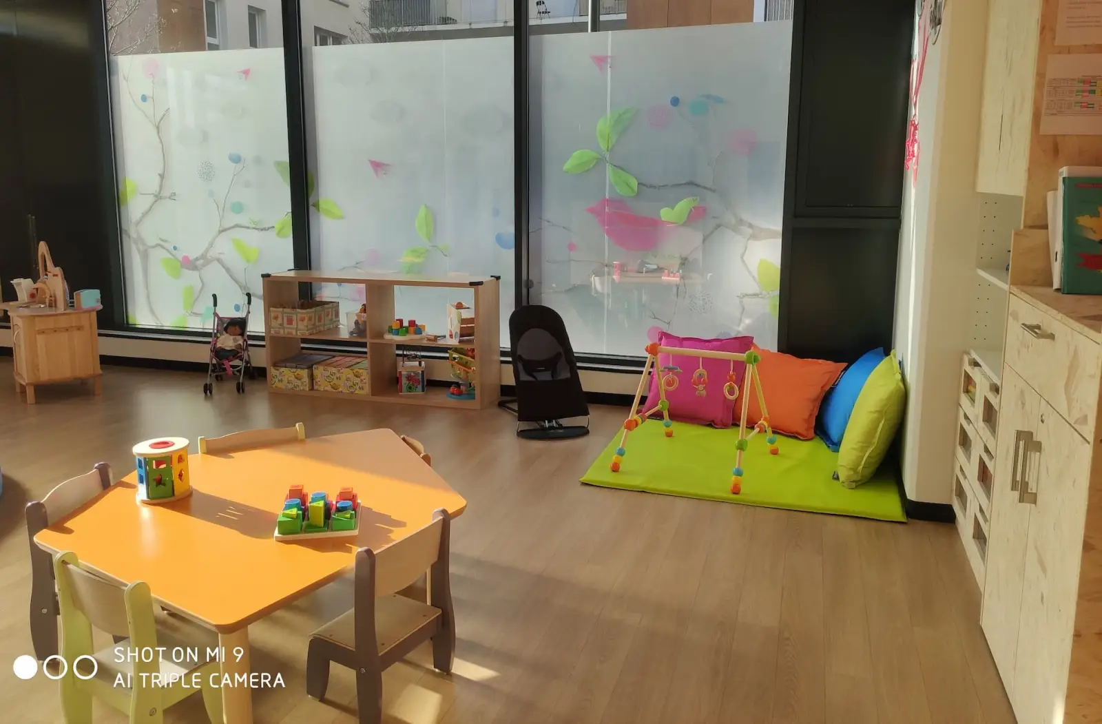Coin d'éveil et de repos de la micro-crèche Crèche par Nature La Mesure à Palaiseau