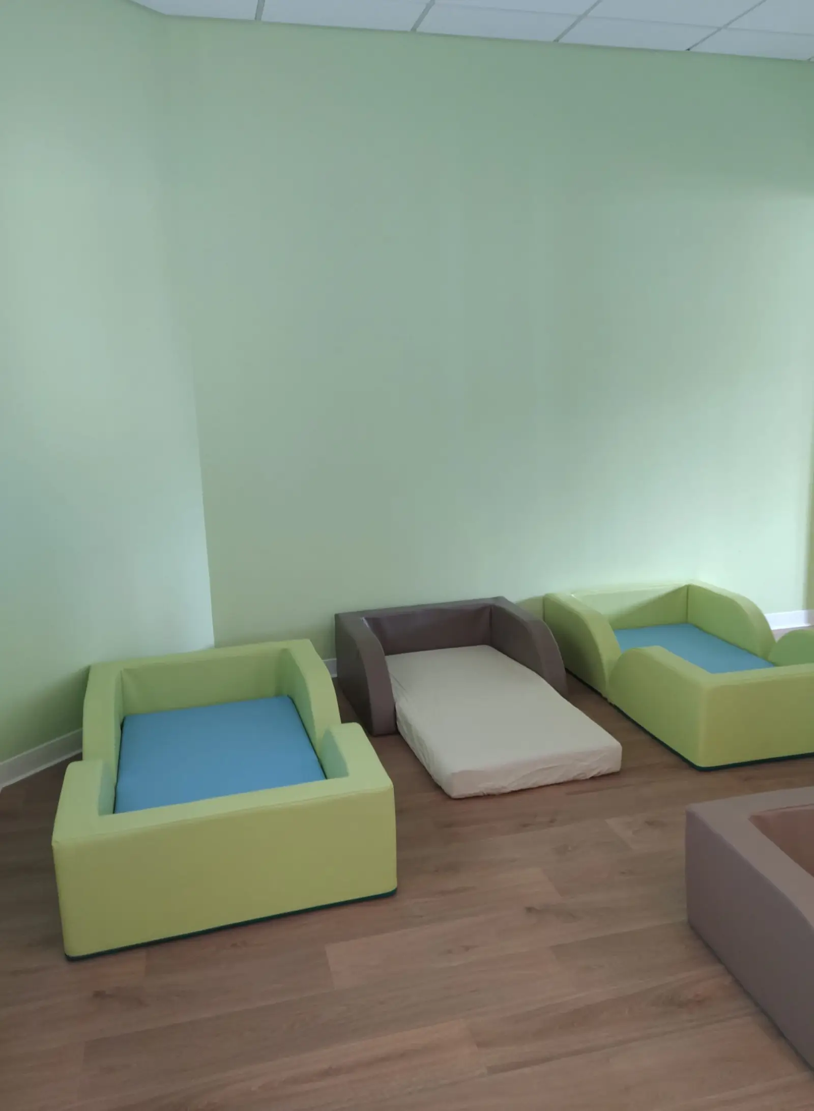 Dortoir de la micro-crèche Les 10 Toises à Châteaufort
