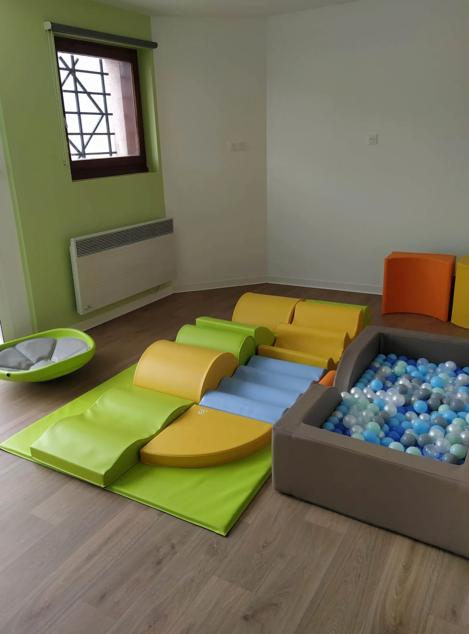 Une micro-crèche <strong>nature</strong>, au cœur de Châteaufort