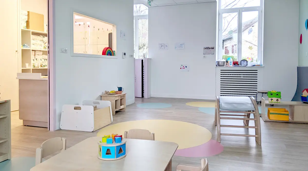 Une micro-crèche <strong>à taille humaine</strong>, dans l'ancienne école de Giat