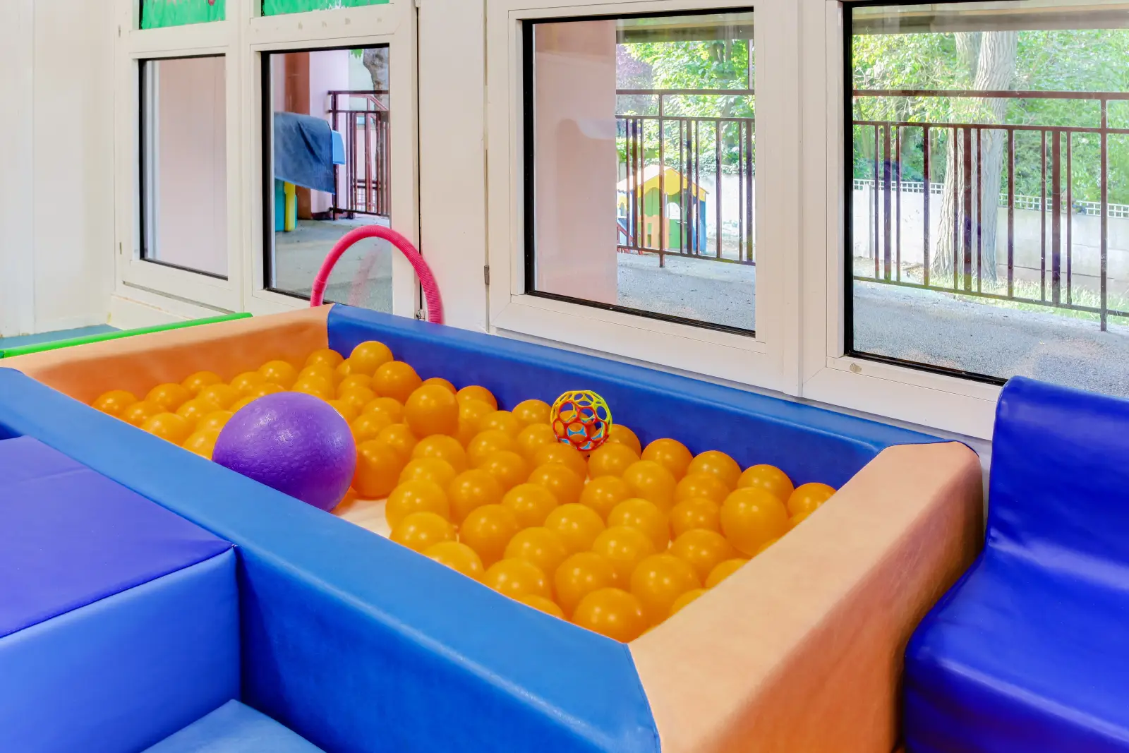 Piscine à balles de la crèche Nogent Mandarine à Nogent-sur-Marne
