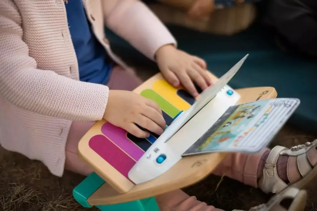 Activité d'éveil musical à la micro-crèche