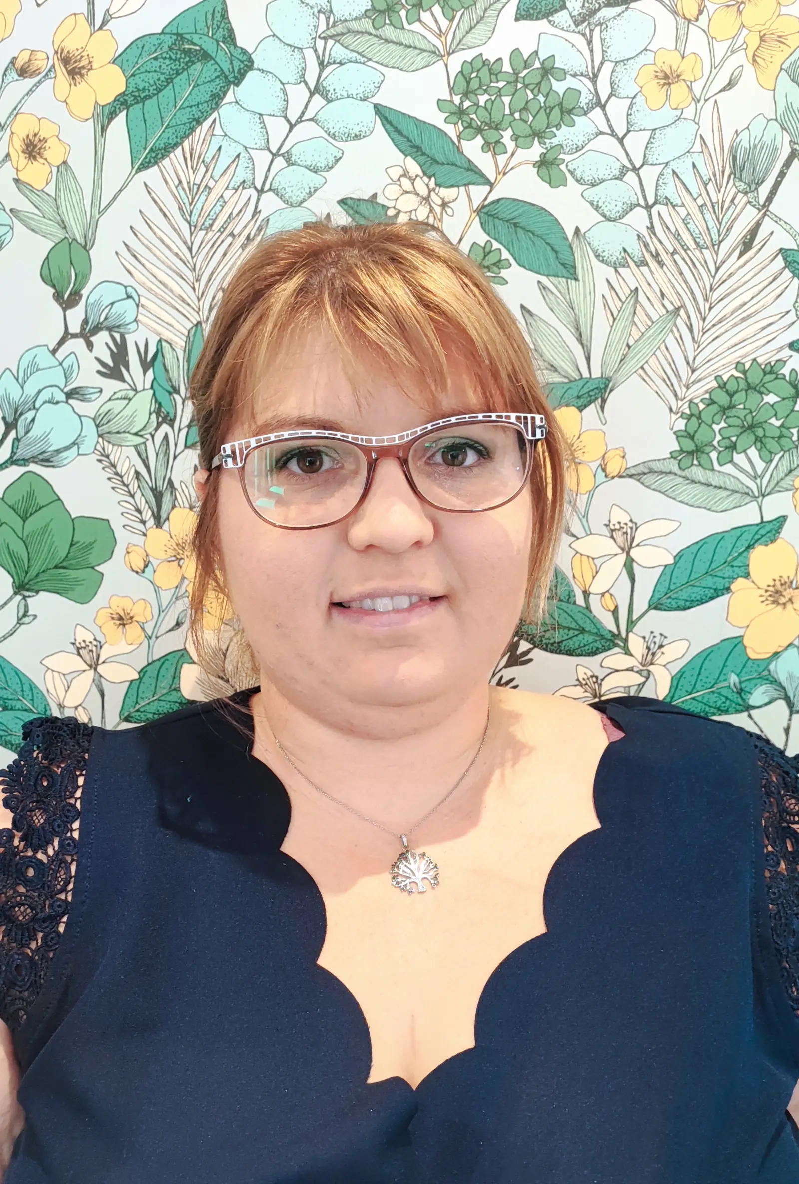 Une professionnelle de l'équipe Petits Pas au Naturel à Poix-du-Nord