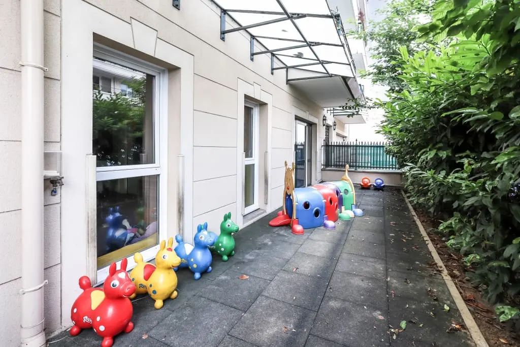 Espace extérieur de la crèche Babilou Drancy Jaurès