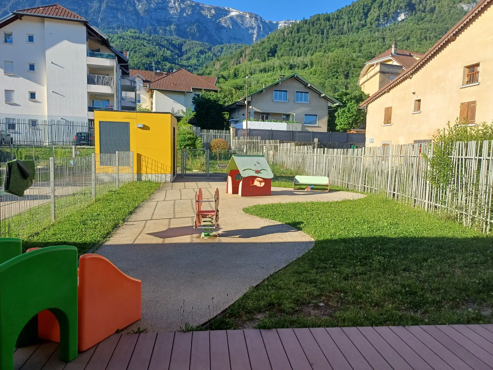 La crèche de Marnaz, un <strong>multi-accueil</strong> ancré dans la nature