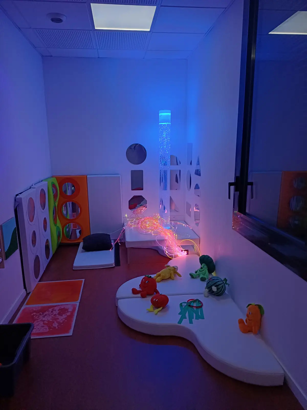 Salle sensorielle Snoezelen de la crèche de Marnaz