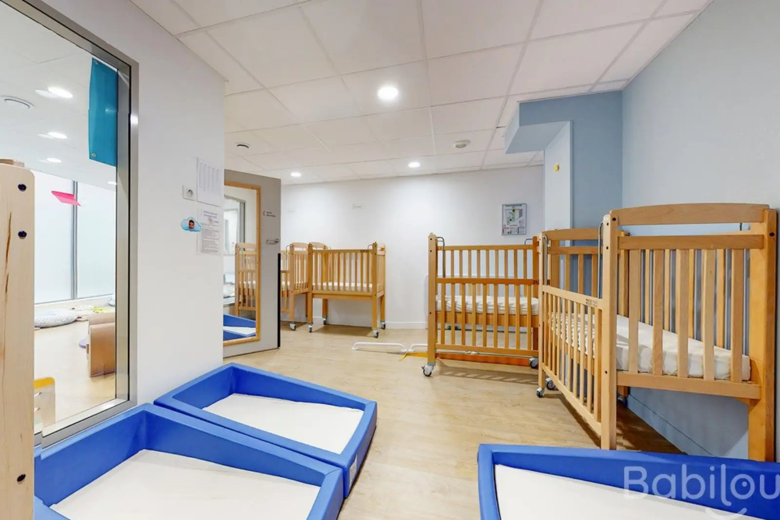 Espace de sieste à la crèche Babilou Paris Edison