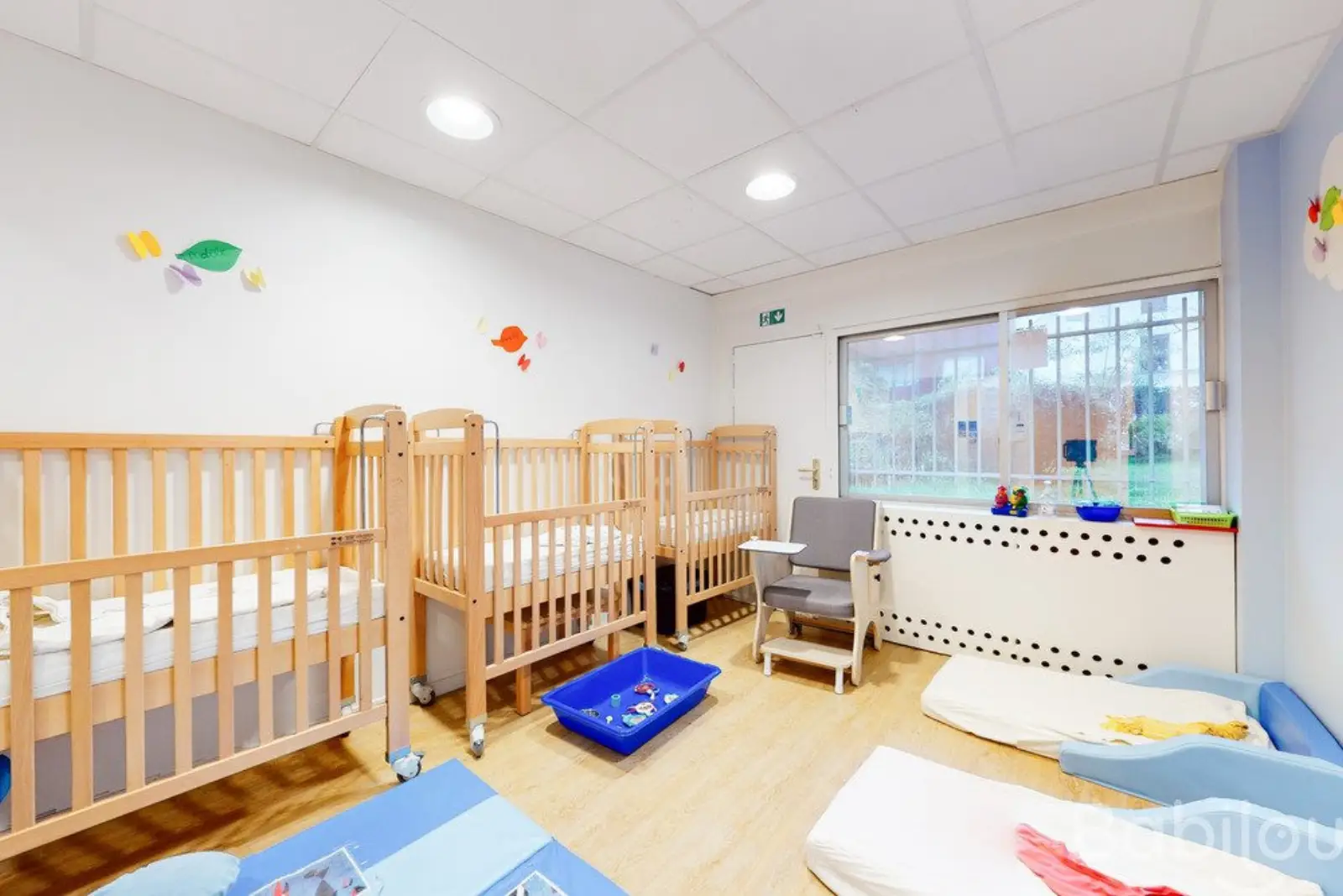Dortoir de la crèche Babilou Paris Vitruve