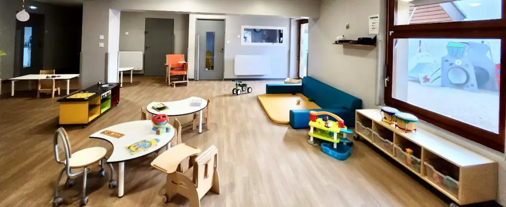 Une micro-crèche <strong>187 m² de plain-pied</strong>, avec jardin, à Morestel