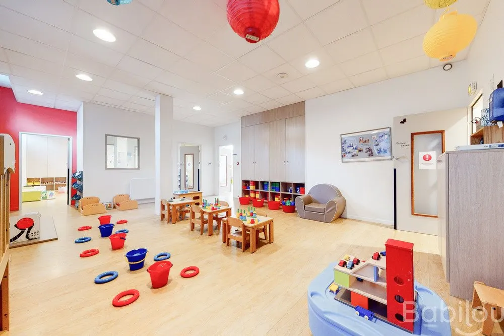 Salle de jeux de la crèche Babilou Versailles Wapler