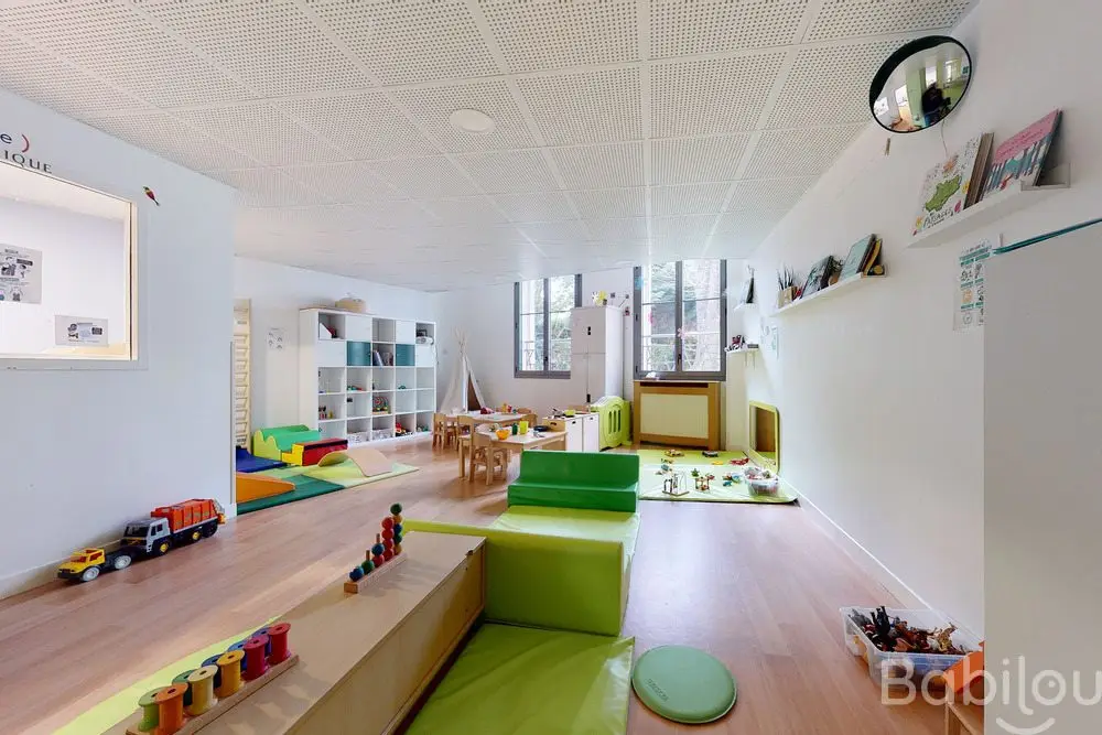 Dortoir de la micro-crèche Babilou Versailles Montreuil