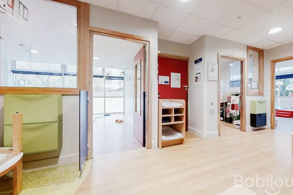 Une crèche au cœur du quartier du Faubourg de l'Arche, à Courbevoie