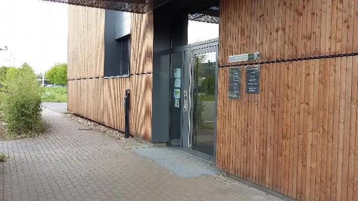Entrée de la crèche Yutz, Les Petits Chaperons Rouges