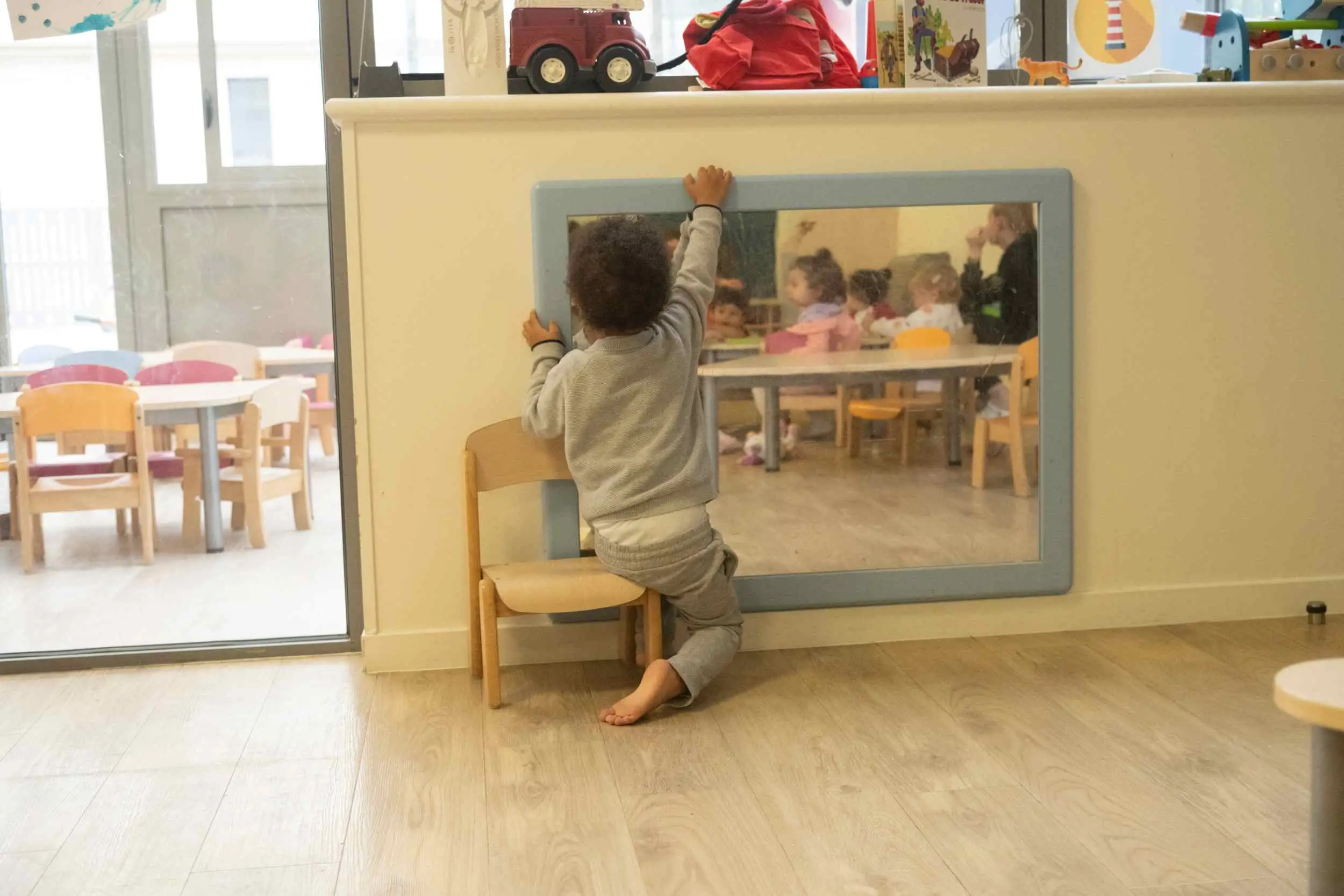 Une crèche au bord de la Seine, quartier Écluse-Belvédère