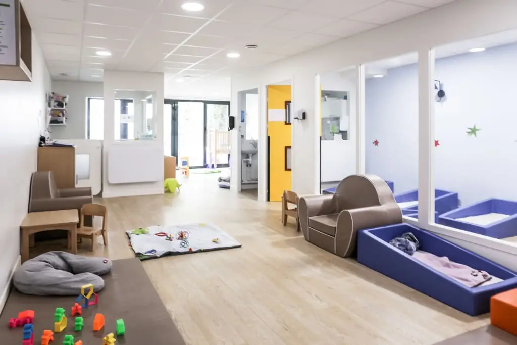 Une crèche rue Benoît Malon, quartier Écluse-Belvédère