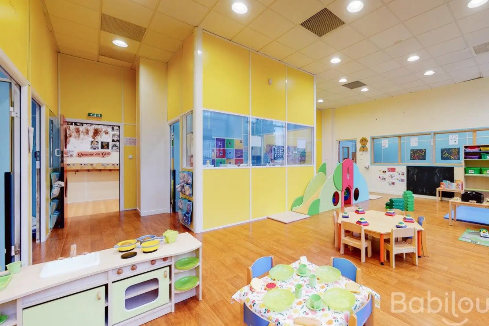 Salle de jeux et d'éveil de la crèche Babilou Nanterre Pierreux