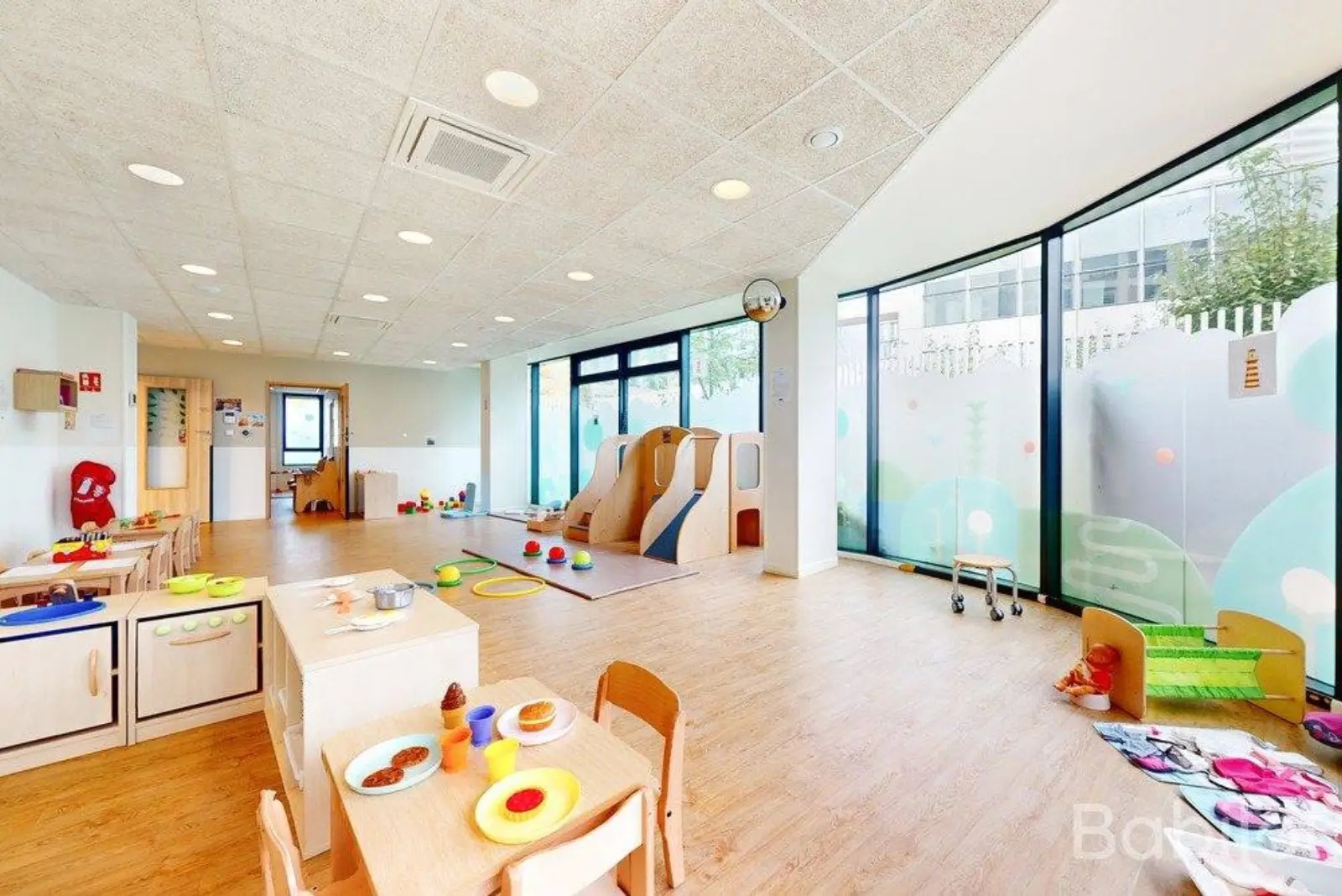 Coin dînette de la crèche Babilou Nanterre Bouvets