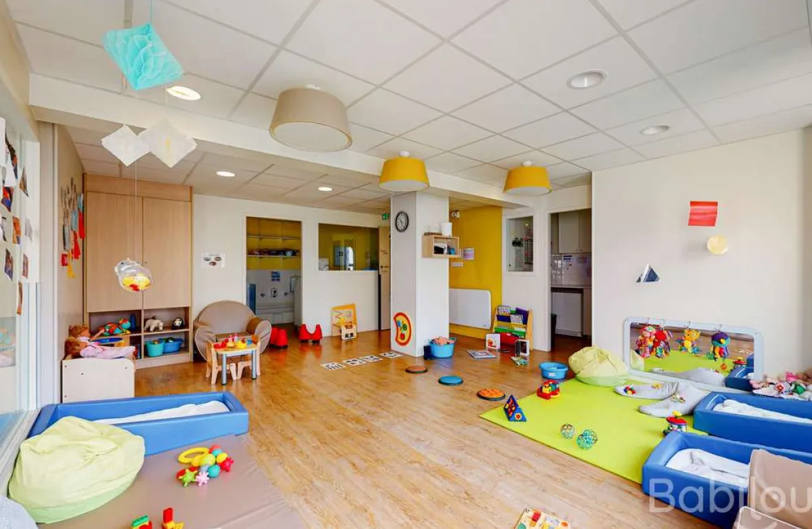Dortoir de la crèche Babilou Boissy Paris