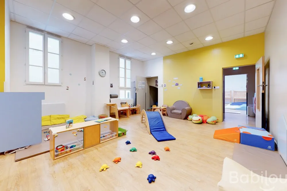 Votre crèche Babilou au 42 rue du Château, à Fontainebleau