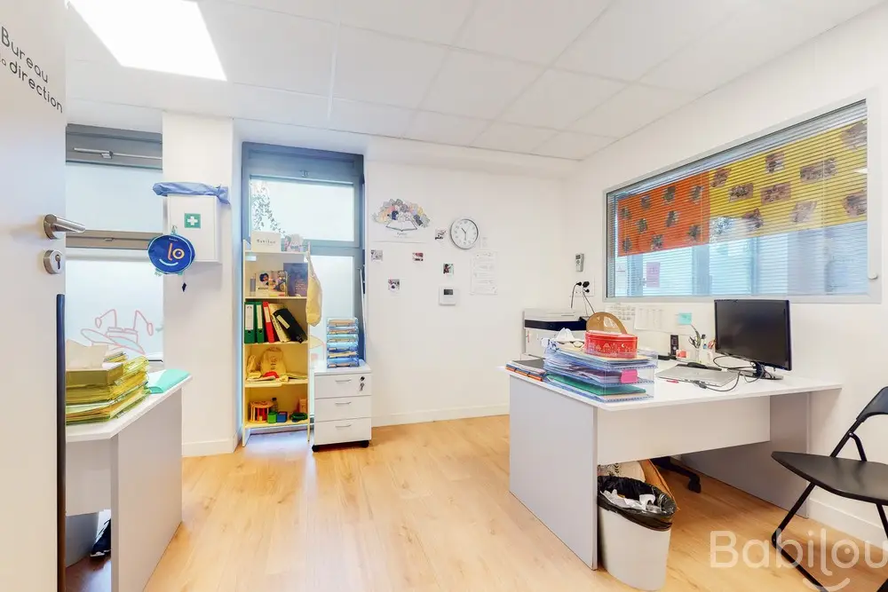 Espace extérieur de la crèche Babilou Evry Desbruères